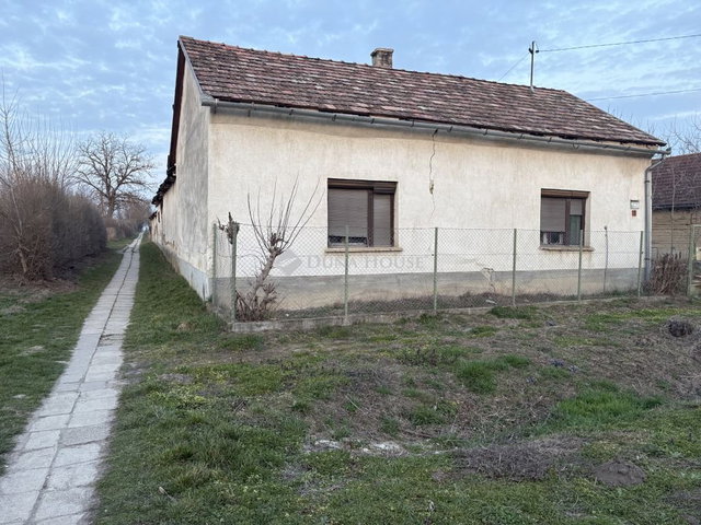 Eladó családi ház, Dégen 9.9 M Ft, 4 szobás