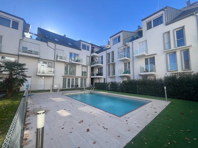Kiadó téglalakás, albérlet, Szegeden 220 E Ft / hó, 1 szobás