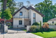 Eladó családi ház, Kiskunlacházán 174.9 M Ft, 5 szobás