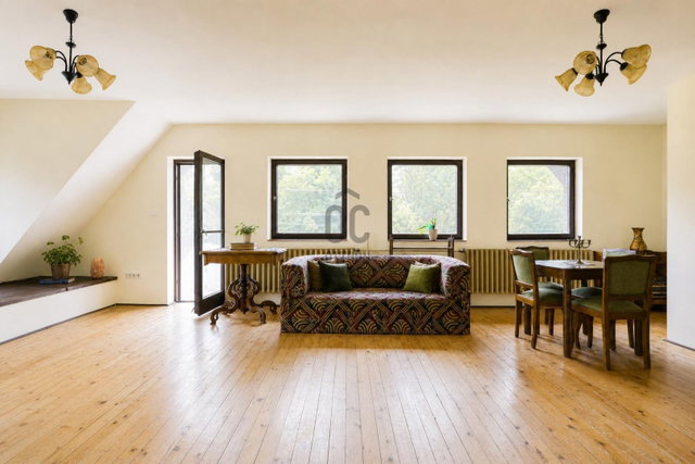 Eladó családi ház, Gödöllőn 129 M Ft, 5 szobás