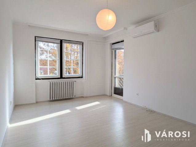 Kiadó téglalakás, albérlet, Békéscsabán 135 E Ft / hó