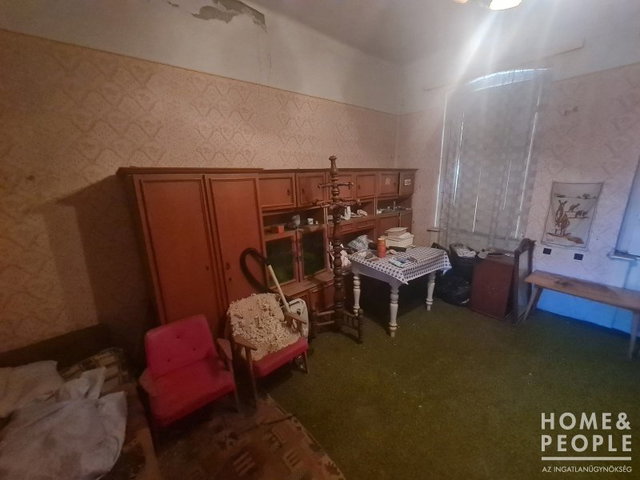 Eladó családi ház, Hódmezővásárhelyen 32 M Ft, 3 szobás