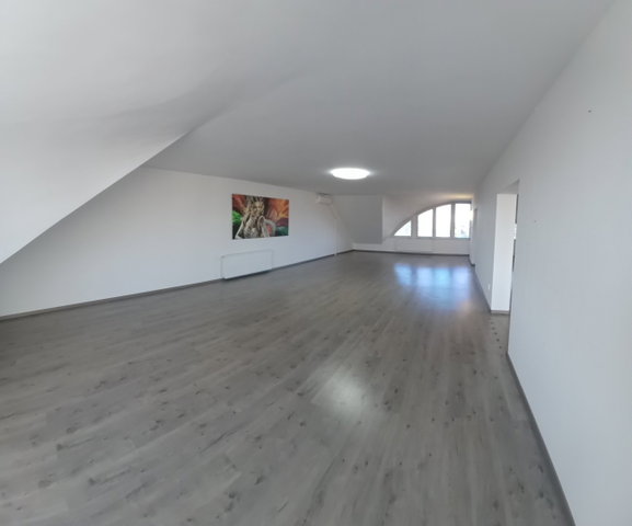 Eladó családi ház, Debrecenben 250 M Ft, 4 szobás