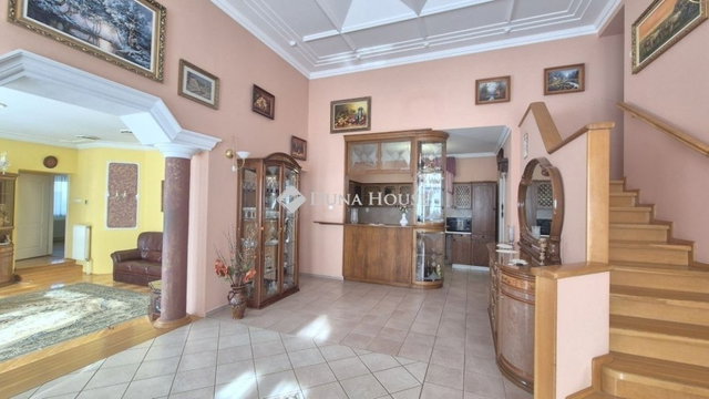 Eladó családi ház, Kecskeméten 165 M Ft, 4 szobás