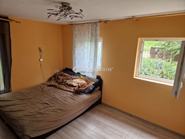 Eladó nyaraló, Monoron 21 M Ft, 2 szobás / költözzbe.hu