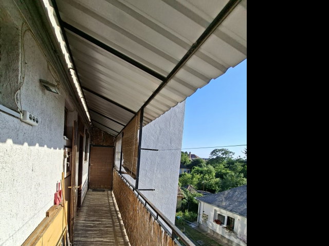Eladó téglalakás, Dombóváron 31.9 M Ft, 5 szobás