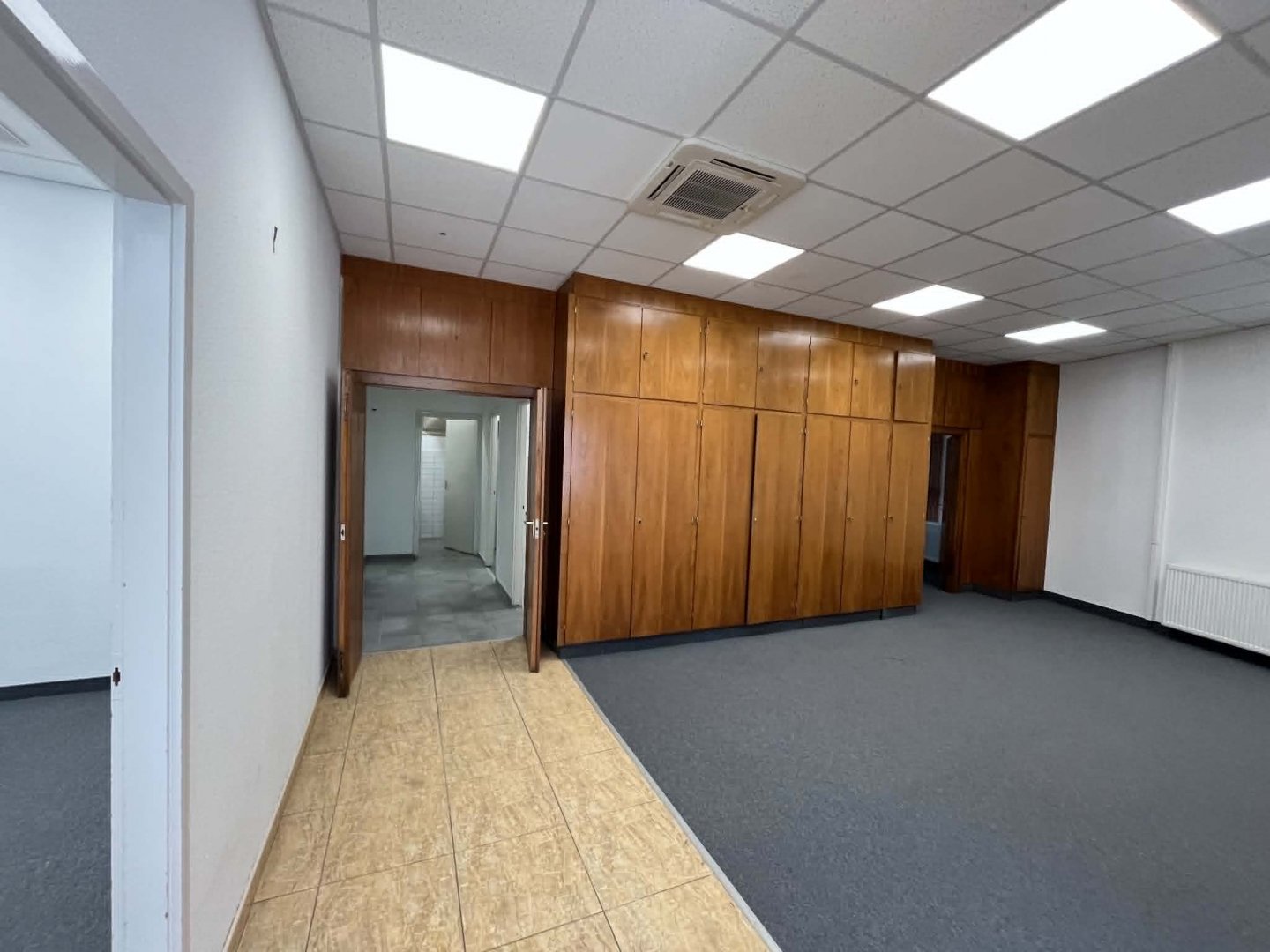 5 bed · 130m² · 370.000 ft