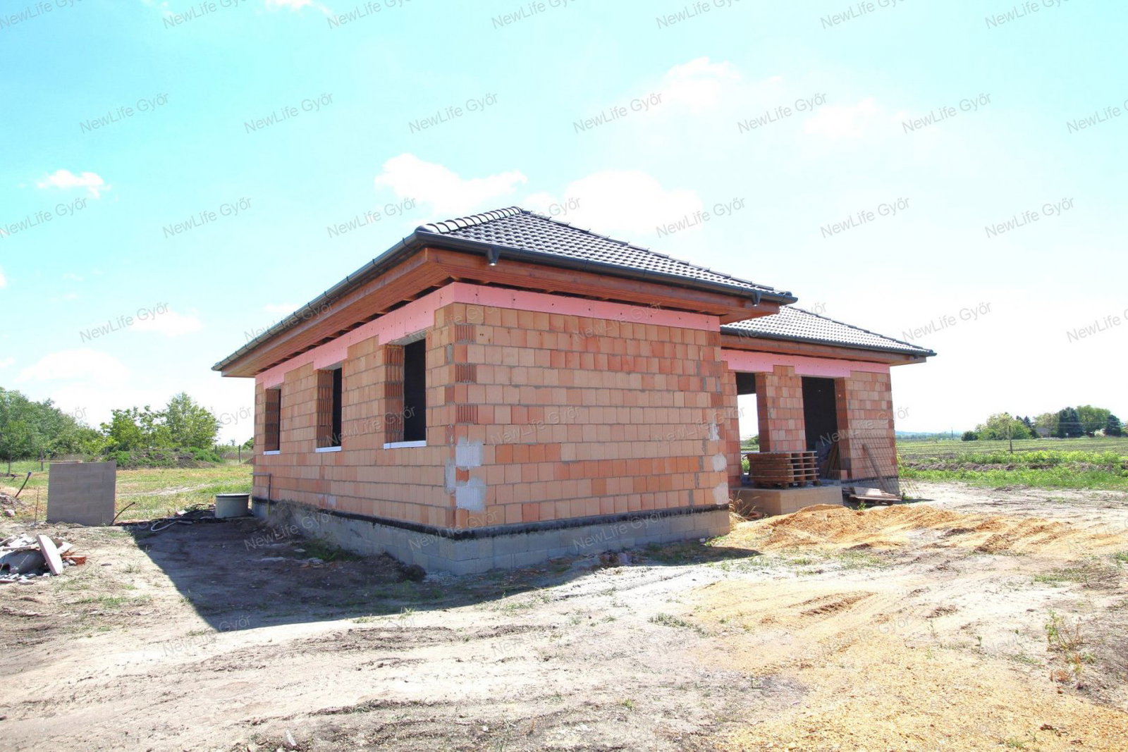 5 bed · 117m² · 103.000.000 ft