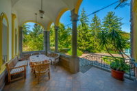 Eladó családi ház, Verőcén 748 M Ft, 15 szobás