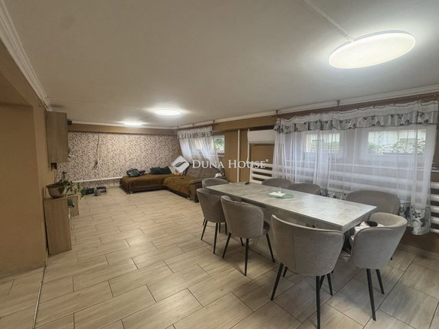 Eladó családi ház, Jászfényszarun 55 M Ft, 4 szobás