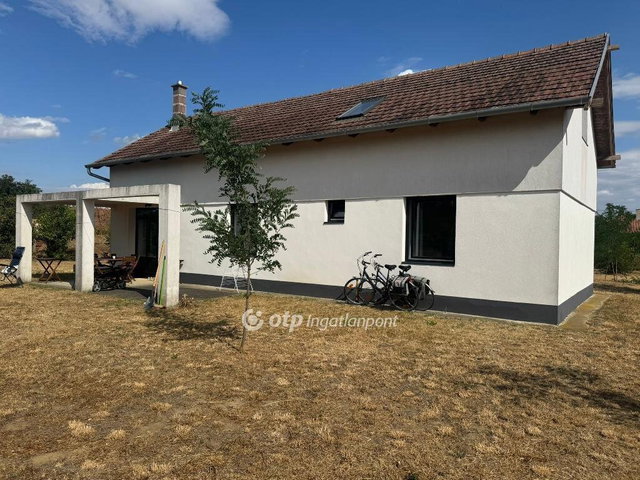 Eladó családi ház, Tiszaderzsen 63 M Ft, 2+2 szobás