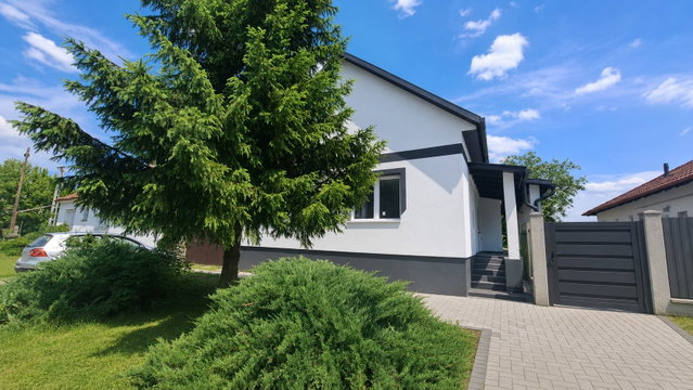 Eladó családi ház, Gyulán 95 M Ft, 4 szobás