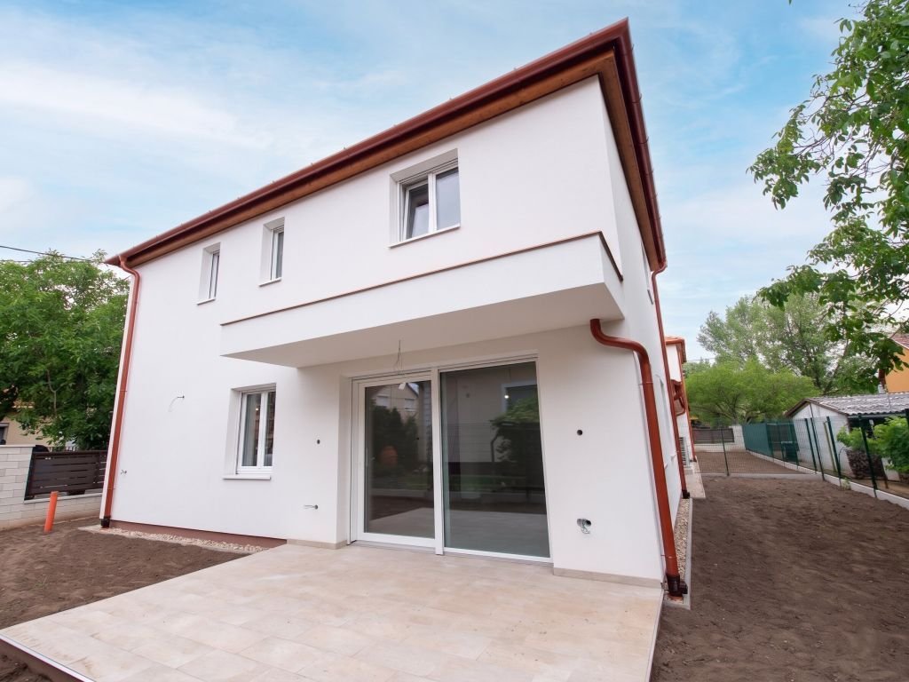 4 hálószoba · 109 m² · 165.000.000 Ft