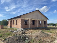 Eladó ikerház, Sárszentmihályon 89 M Ft, 4 szobás
