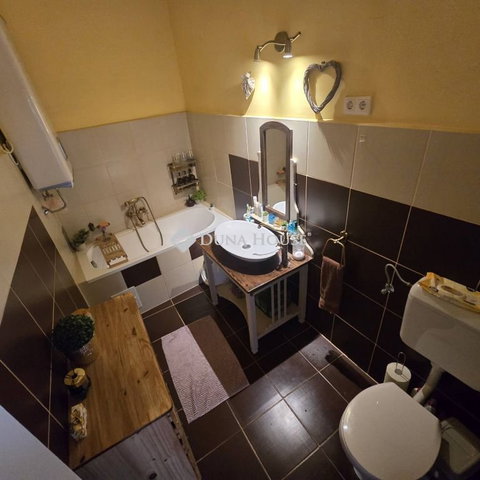 Eladó téglalakás, Kecskeméten 57 M Ft, 1 szobás
