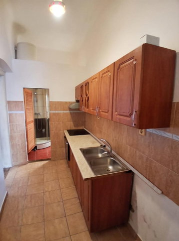 Kiadó téglalakás, albérlet, VII. kerületben, Cserhát utcában