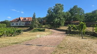 Eladó családi ház, Tapolcán 218.082 M Ft, 6 szobás