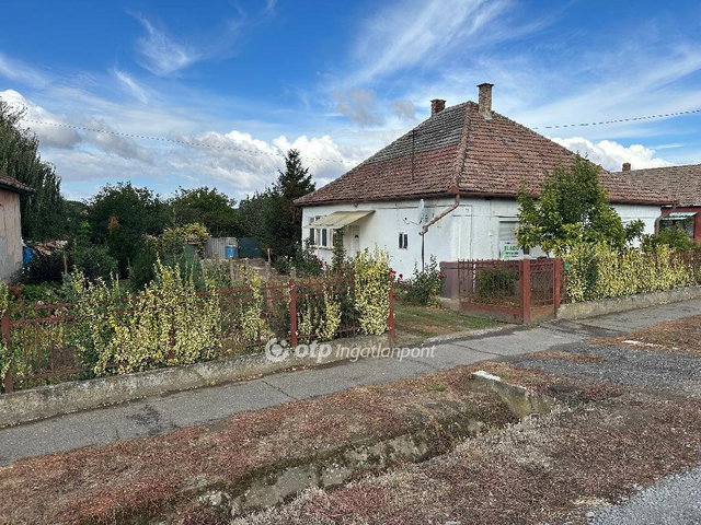 Eladó családi ház, Tiszakanyáron 19.9 M Ft, 3+1 szobás