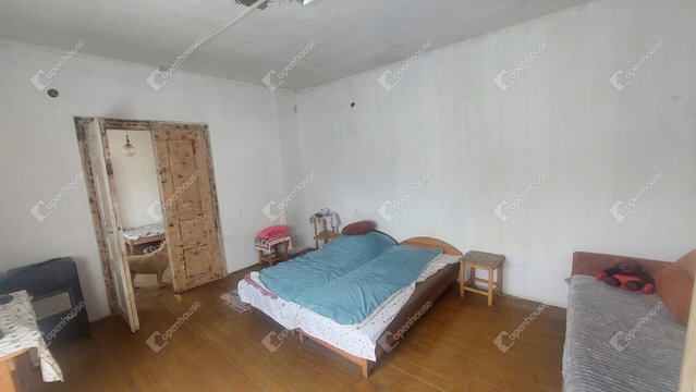 Eladó családi ház, Pusztavámon 32.4 M Ft, 4 szobás