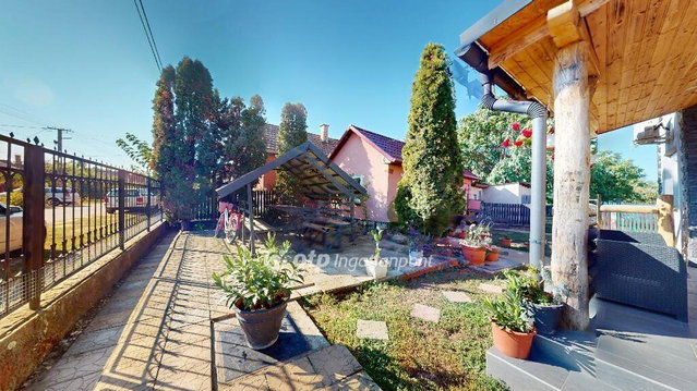 Eladó családi ház, Geszteréden 25.9 M Ft, 2 szobás