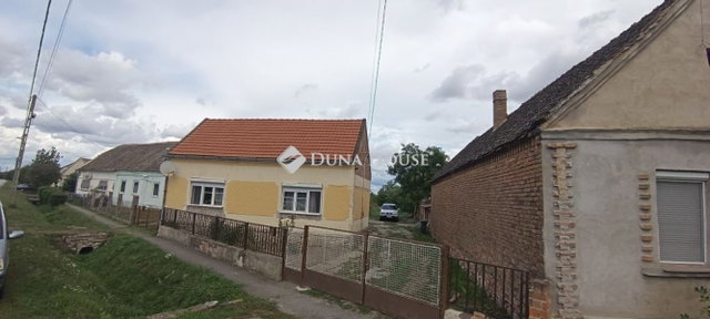 Eladó családi ház, Sumonyon 23.5 M Ft, 3 szobás