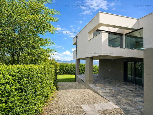 Eladó családi ház, Solymáron 299.9 M Ft, 5 szobás