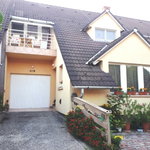 Eladó sorház, Balatonkenesén 158 M Ft, 5 szobás