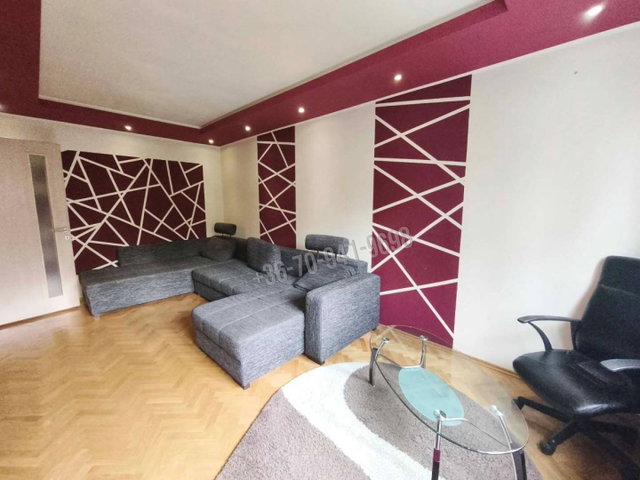 Eladó panellakás, Budapesten, III. kerületben 64.9 M Ft, 2 szobás