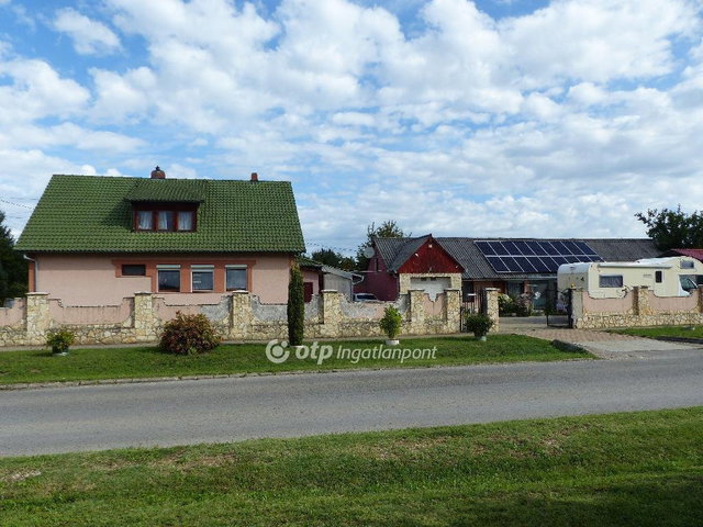 Eladó családi ház, Kozármislenyen 119.99 M Ft, 4 szobás