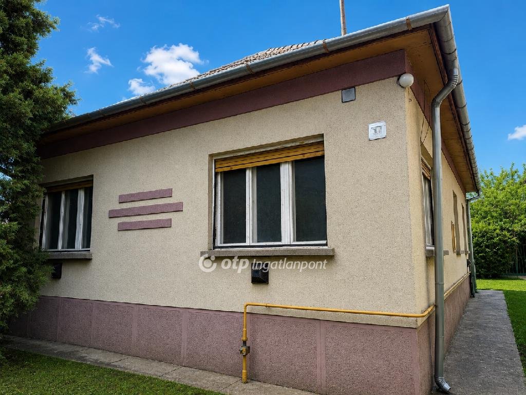 3 bed · 84m² · 89.000.000 ft