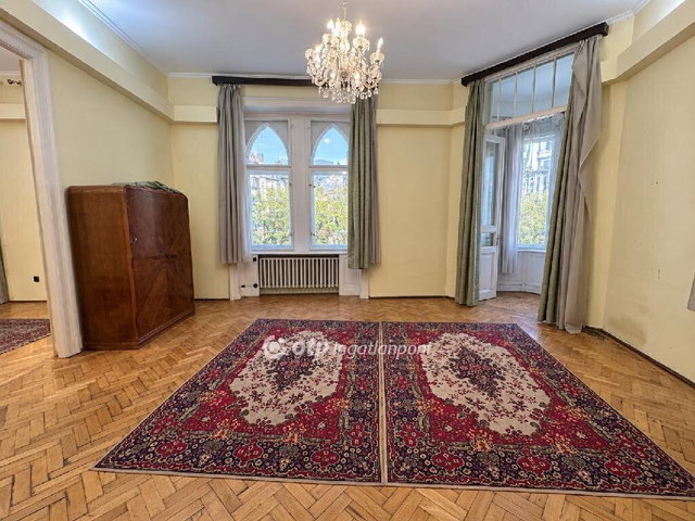 Eladó téglalakás, Budapesten, VIII. kerületben 116.9 M Ft