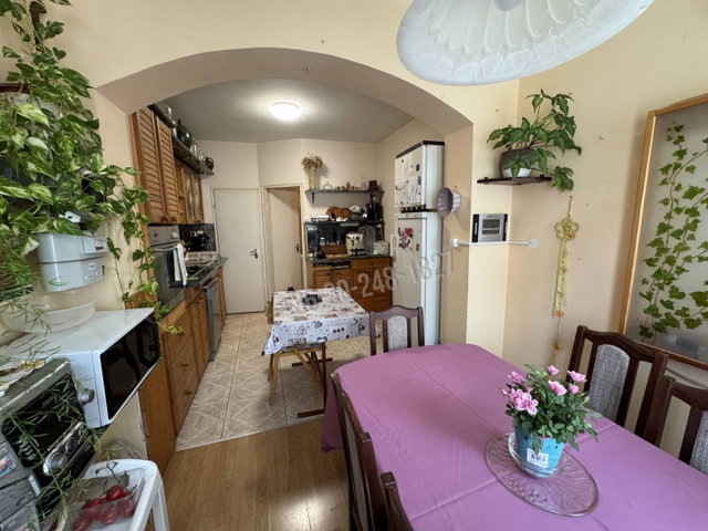Eladó családi ház, Székesfehérvárott 82 M Ft, 3 szobás
