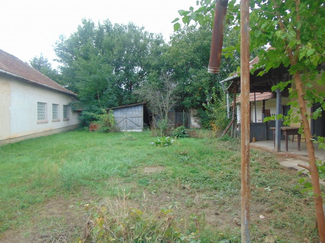 Eladó családi ház, Mezőberényben 8.5 M Ft, 3 szobás