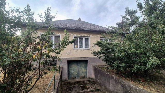 Eladó családi ház, Debrecenben, Nyáry Pál utcában 84.9 M Ft