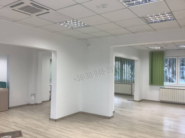 Kiadó iroda, Békéscsabán, Gyóni Géza utcában 1400 E Ft / hó