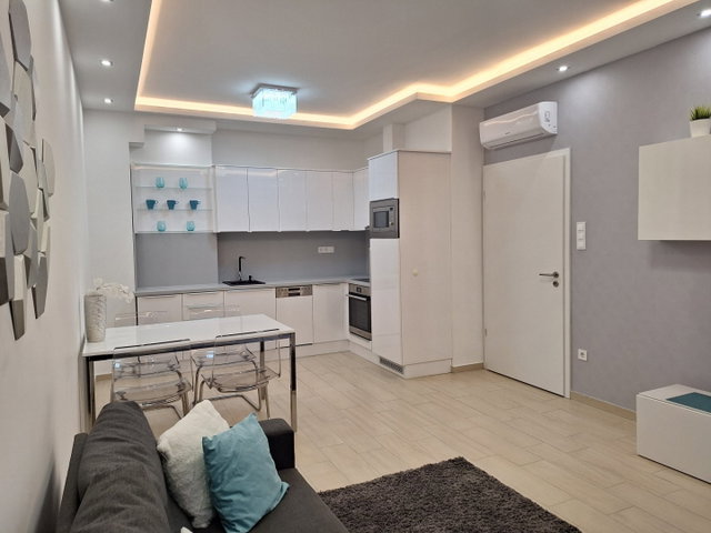 Kiadó téglalakás, albérlet, Komáromban 230 E Ft / hó, 2 szobás