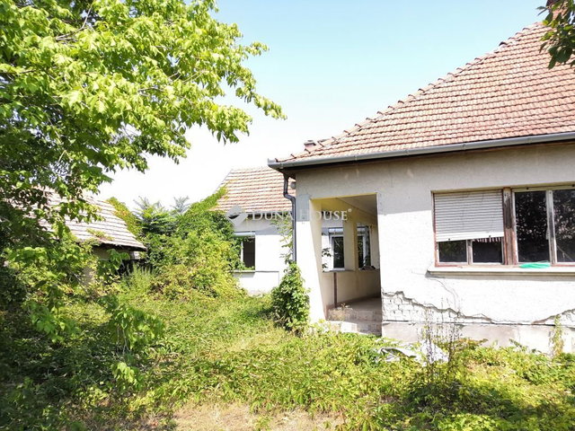 Eladó családi ház, Szabadszálláson 27 M Ft, 5 szobás