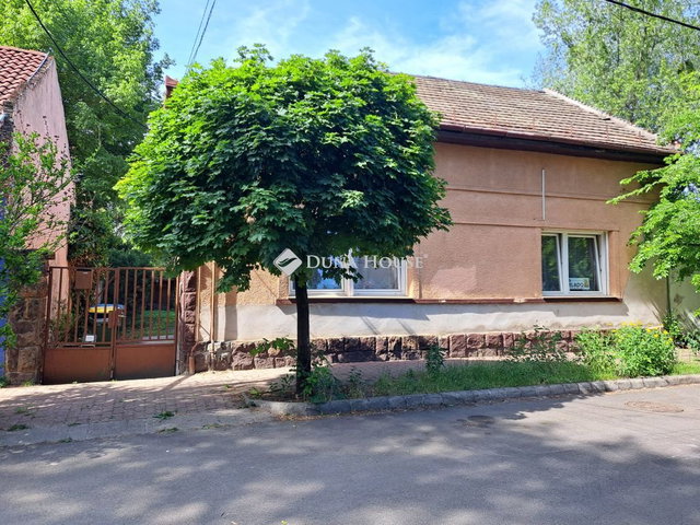 Eladó téglalakás, Budapesten, IV. kerületben 81.9 M Ft, 2 szobás