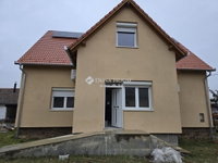 Eladó családi ház, Aranyosgadányban 98 M Ft, 7 szobás
