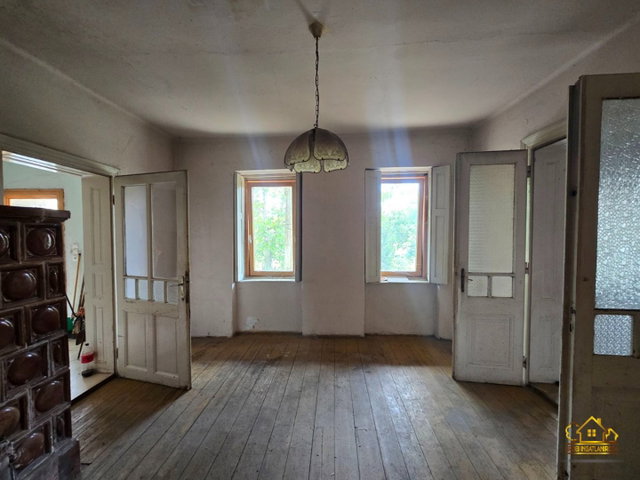 Eladó családi ház, Kiskunlacházán 48 M Ft, 3 szobás