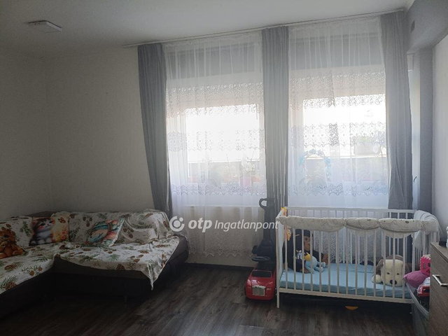 Eladó családi ház, Érden 109 M Ft, 4+1 szobás