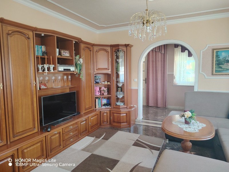 4 bed · 153m² · 125.000.000 ft