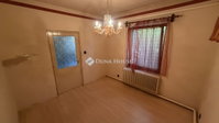 Eladó családi ház, Dánszentmiklóson 79.5 M Ft, 3 szobás