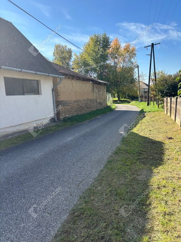 Eladó mezogazdasagi ingatlan, Szentgyörgyváron 15 M Ft