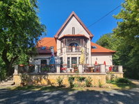 Eladó hotel, Celldömölkön 285 M Ft, 6 szobás