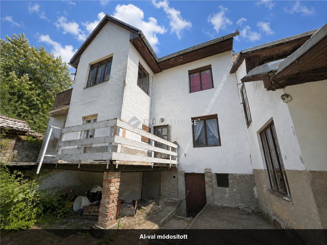 Eladó családi ház, Verőcén 68 M Ft, 6 szobás