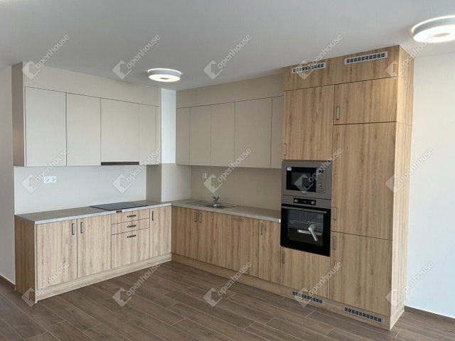 Kiadó téglalakás, albérlet, Győrött 418 E Ft / hó, 4 szobás