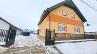 Eladó családi ház, Őrbottyánban 124.9 M Ft, 7 szobás