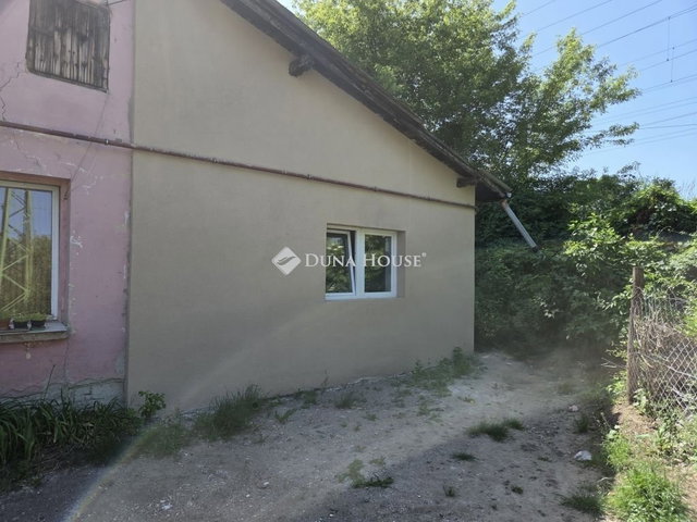 Eladó téglalakás, Szobon 18.9 M Ft, 1 szobás