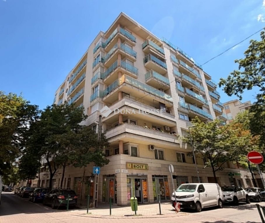 250m² · 1.500.000 ft